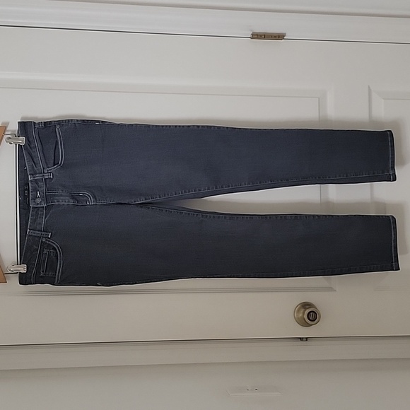 prAna Size 8, Dark Gray with White Stitching Womens Jeans, Excellent Condition - Picture 9 of 12